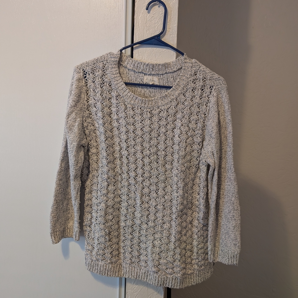 Lou & Grey Textured Knit Sweater in Gray